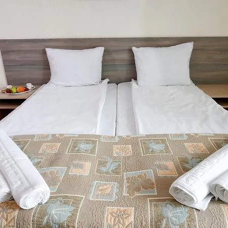 ゲストハウス Room In Guest Room サニービーチ