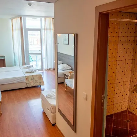 Gasthof Room In Guest Room Slantschew brjag